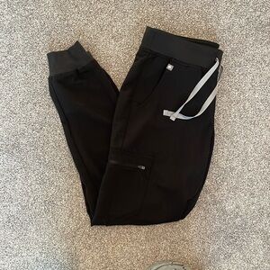 Figs. Zamora Jogger Scrub Pants. Black. Size S